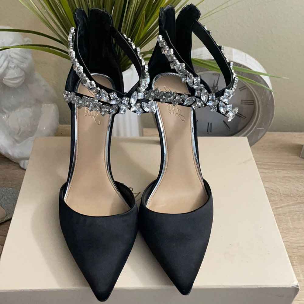 Jewel Badgley Mischka Satin Heels